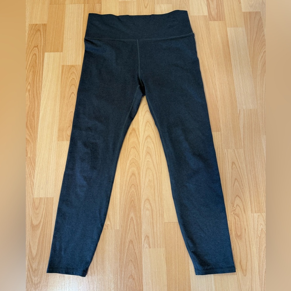 Vuori Clean Elevation 7/8 Leggings Size M - Picture 2 of 7